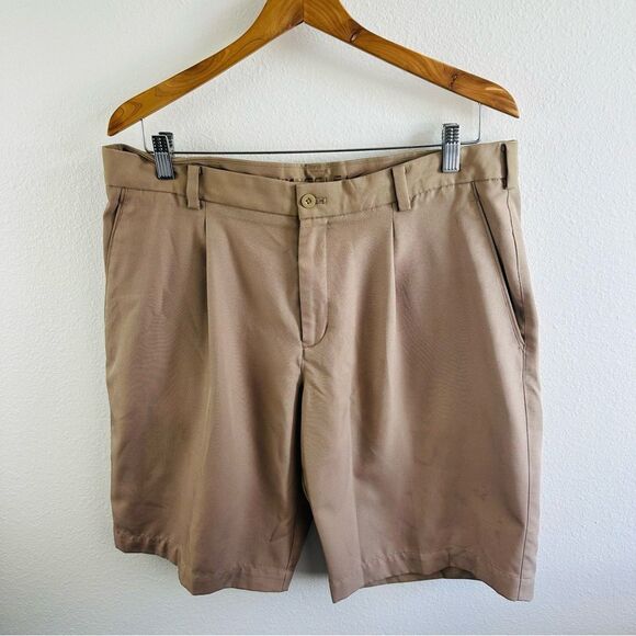 Nike Golf Khaki Shorts Men’s Size 35 - Picture 1 of 3